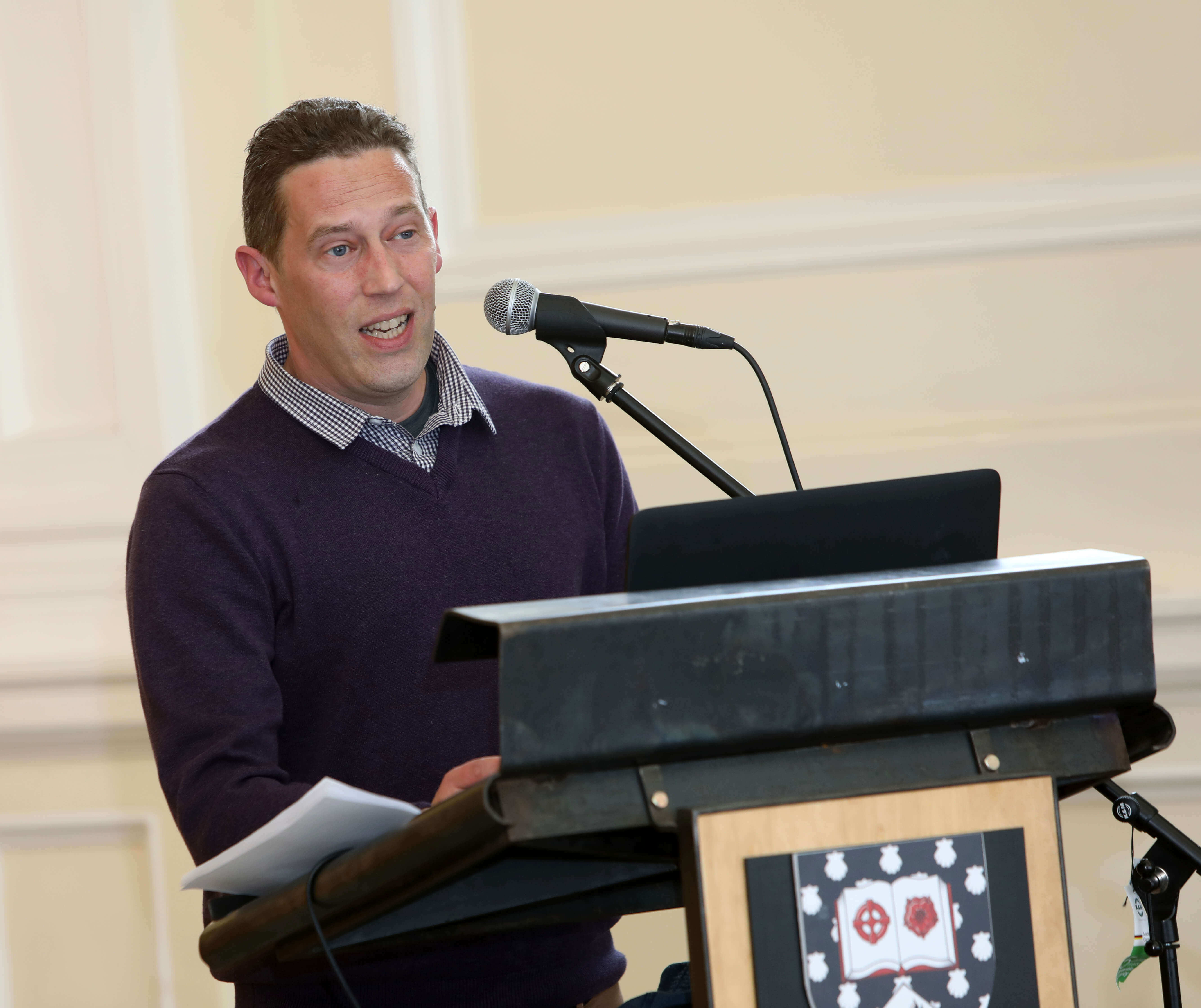 Picture of Padraig Deignan delivering lecture